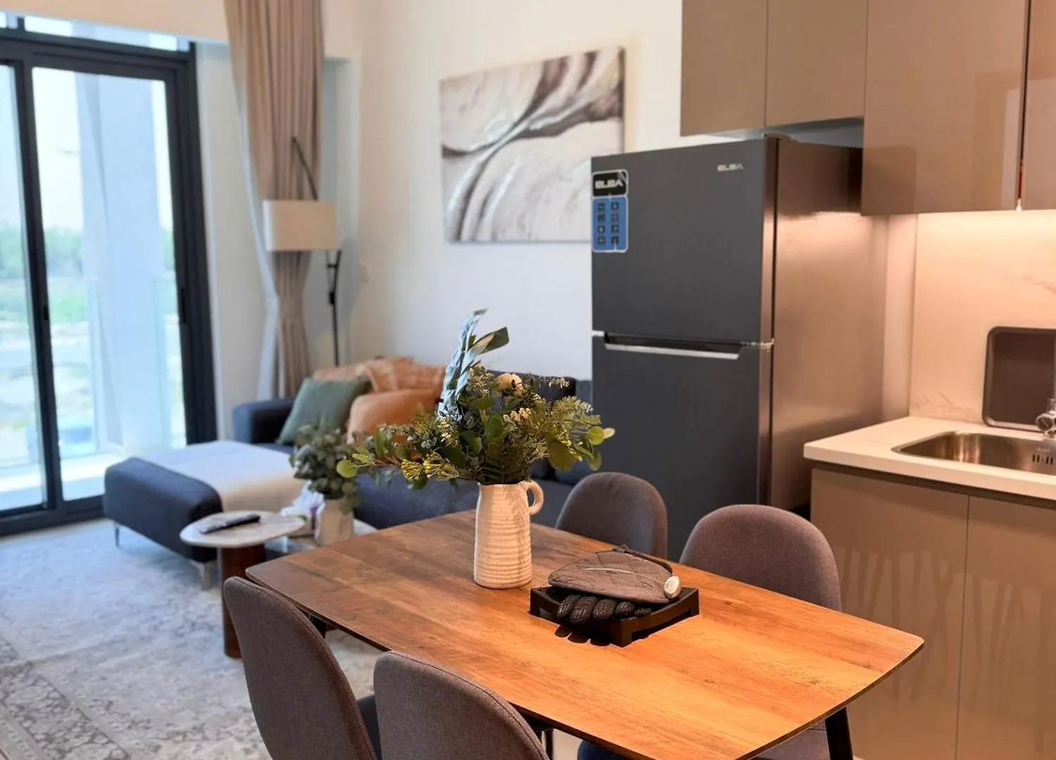 Cozy 1 Bedroom Apartment Dubai 0*,  United Arab Emirates